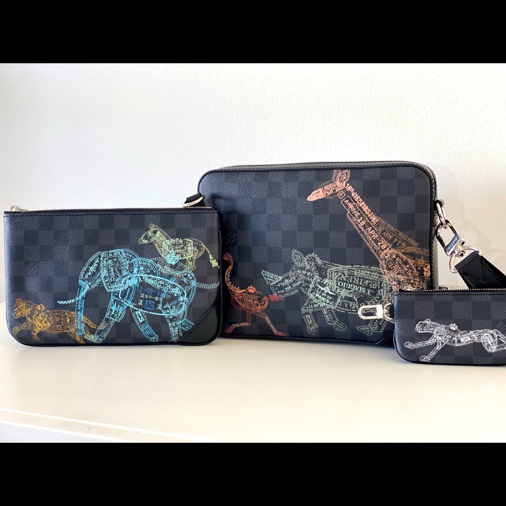 Louis Vuitton Trio Messenger (BRAND NEW)